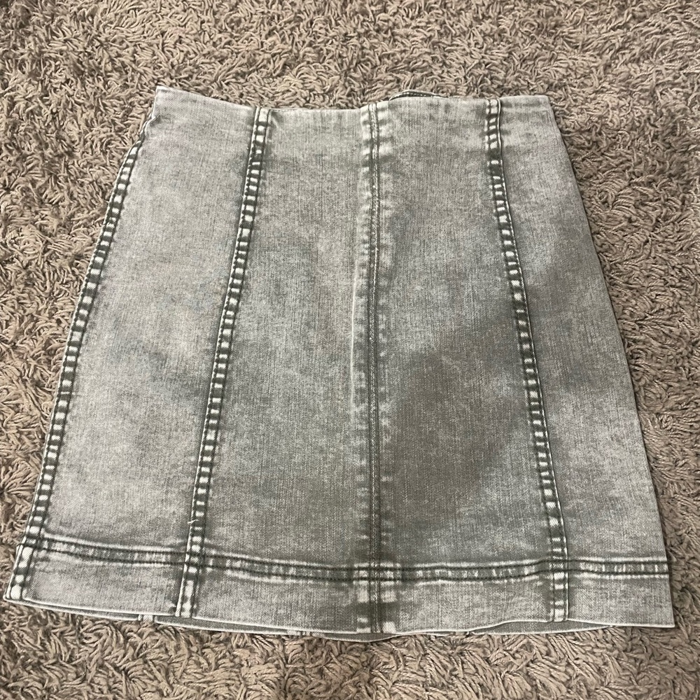 Jolt skirt
